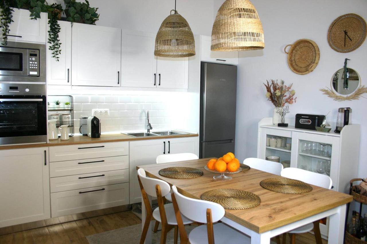 Kuspa House Soroni Екстериор снимка